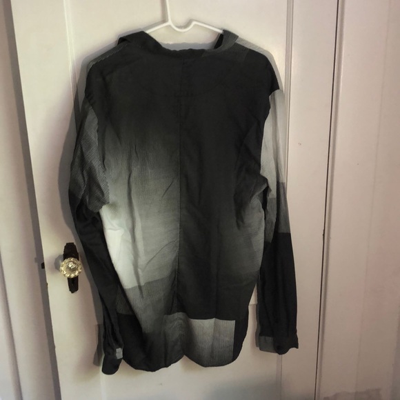 Trendy Long Sleeve Foreign button down - Picture 2 of 2